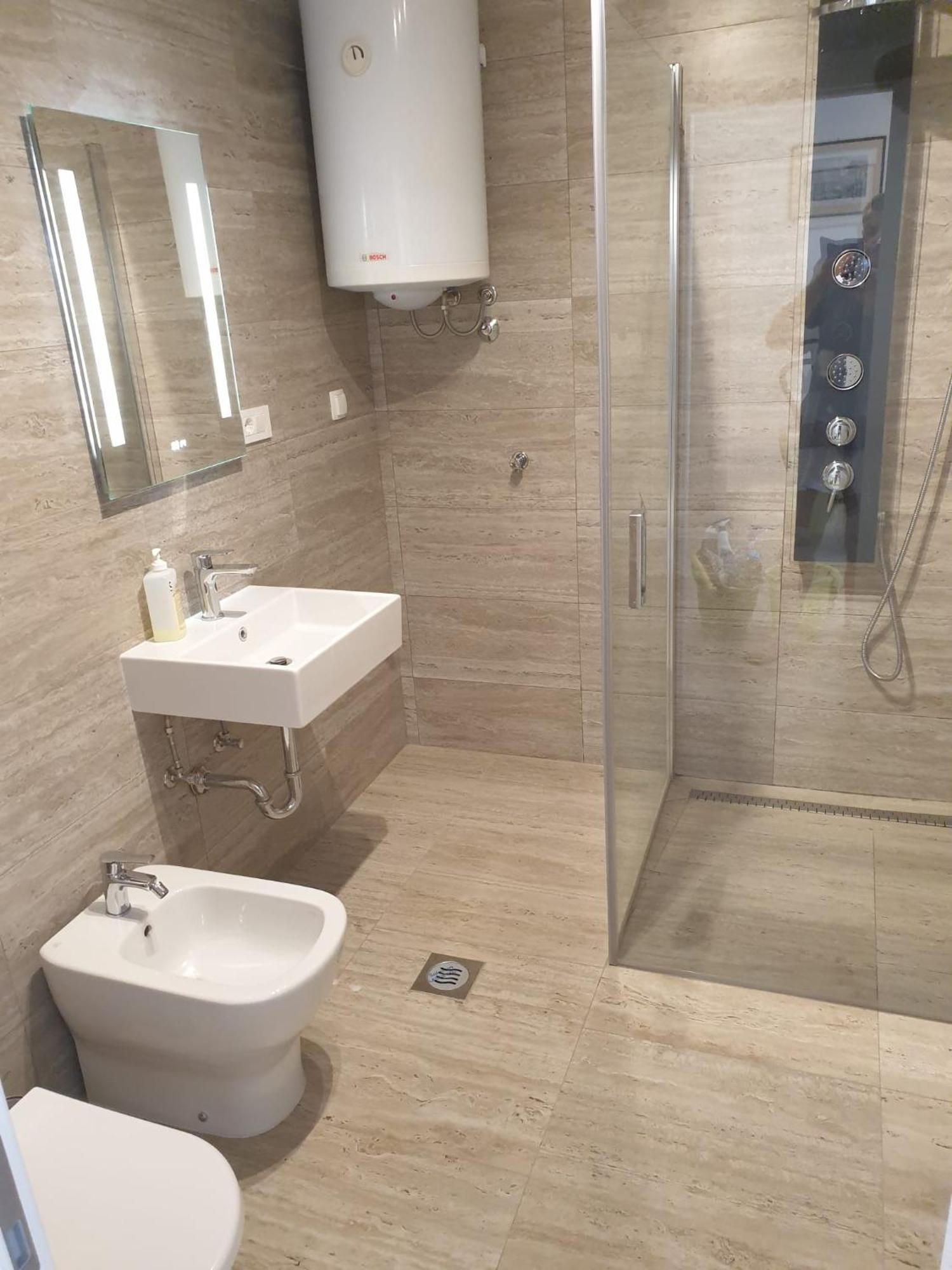 Pem 2 Apartment พูลา ภายนอก รูปภาพ